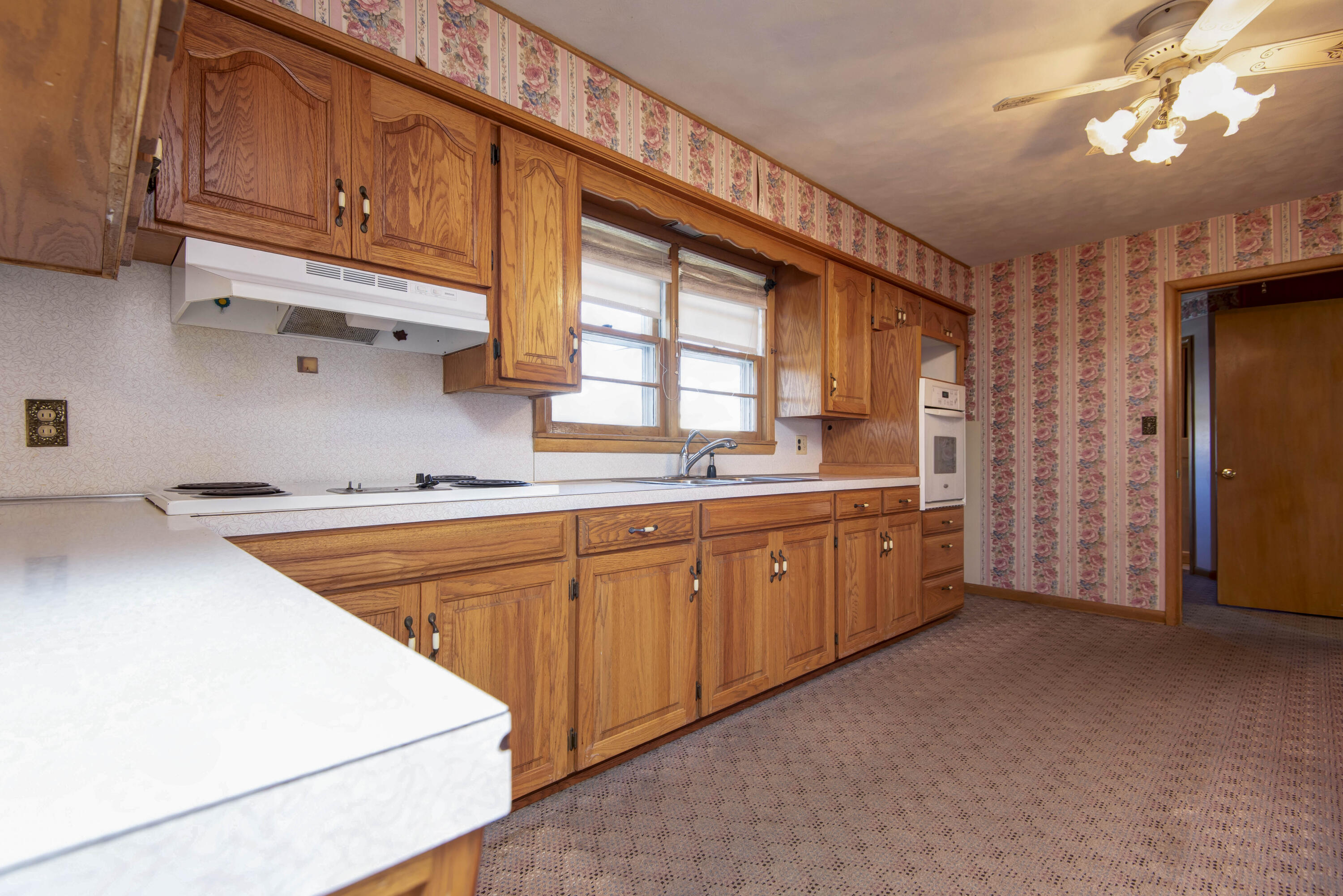 6141 North State Highway H Property Photo 7