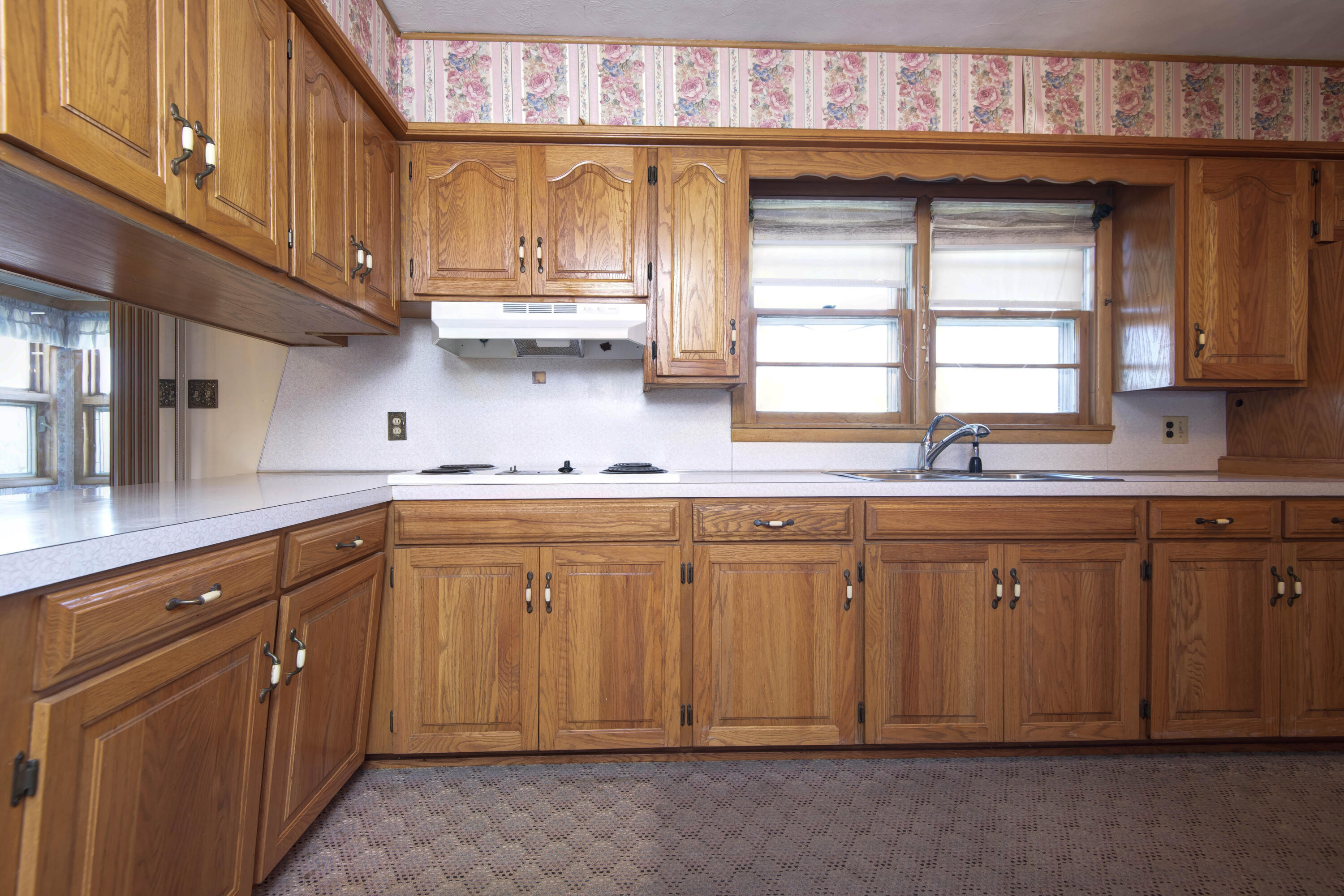 6141 North State Highway H Property Photo 8