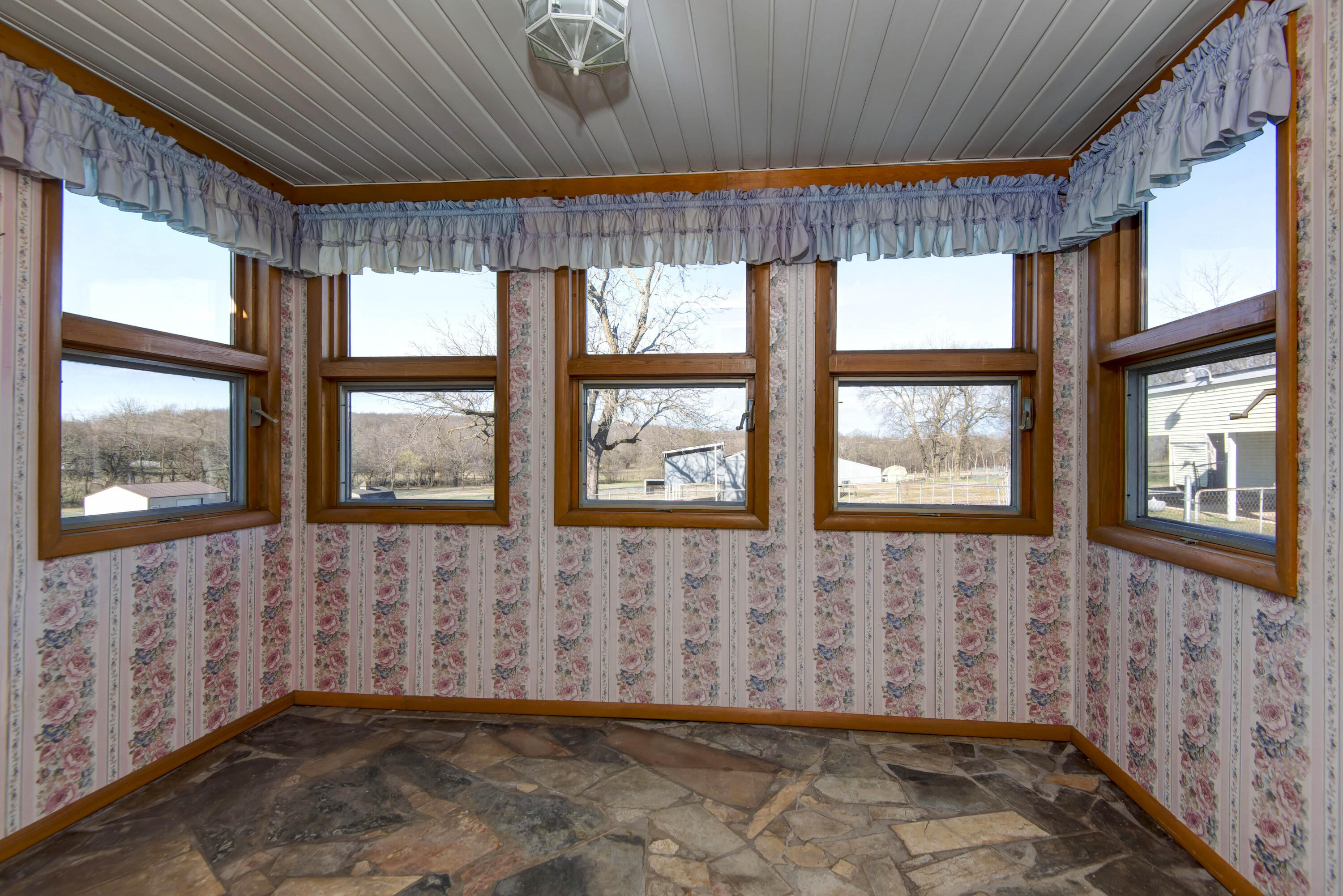6141 North State Highway H Property Photo 11