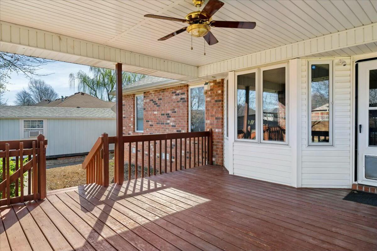 903 South Park Street Property Photo 30