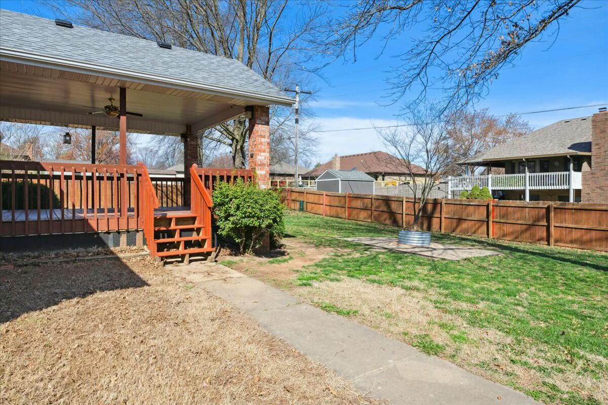 903 South Park Street Property Photo 33