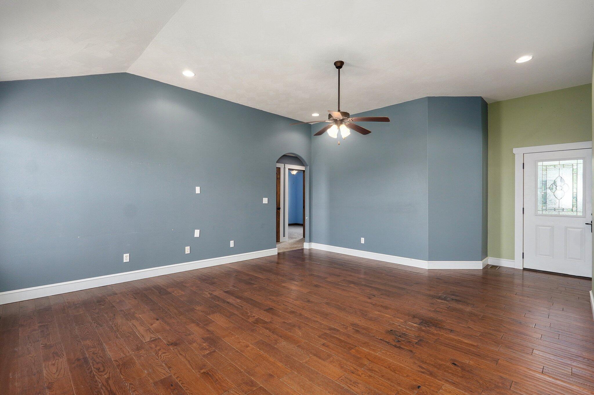 1471 Woodland Road Property Photo 4