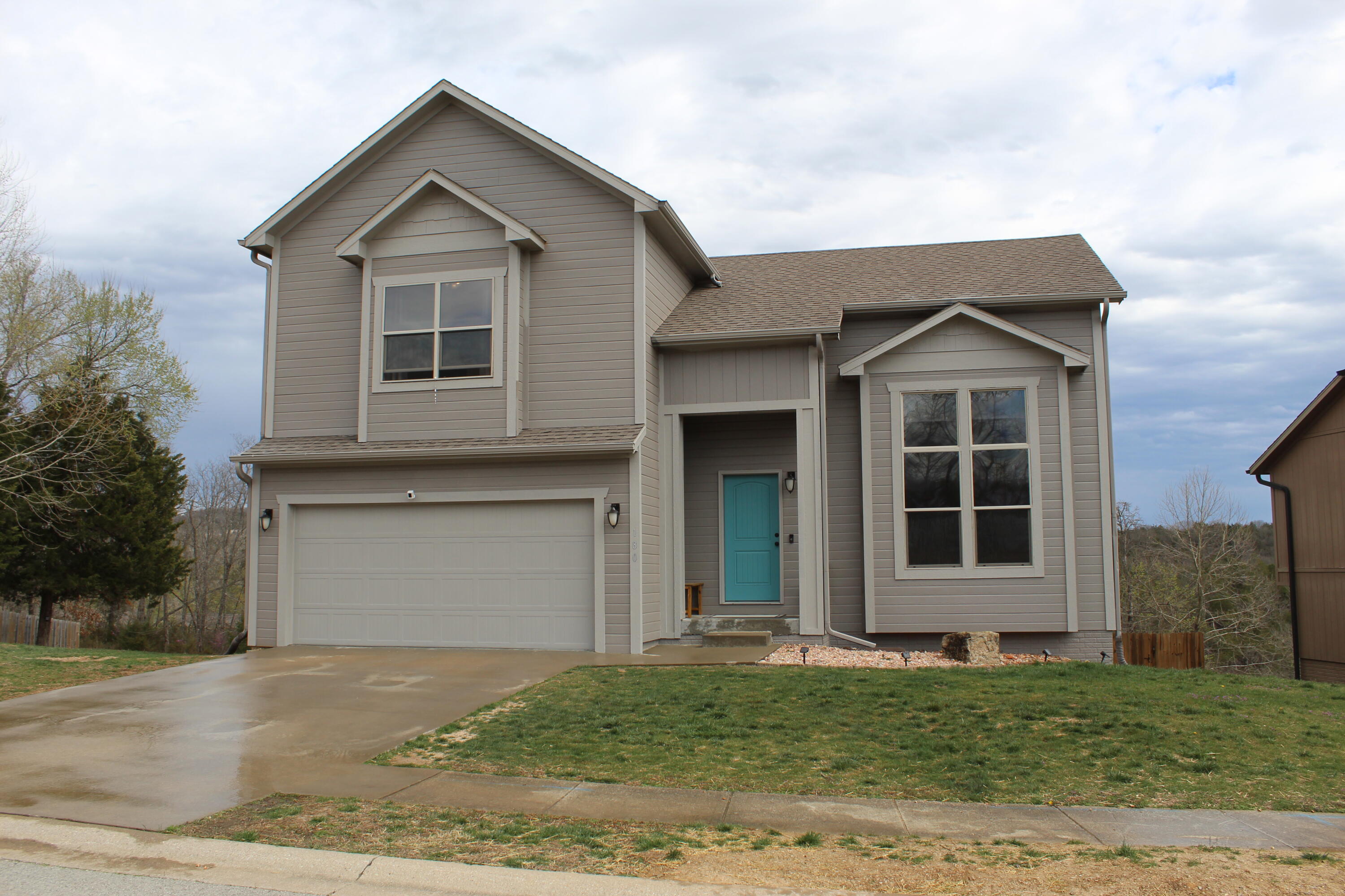 180 Country Ridge Way Property Photo 2
