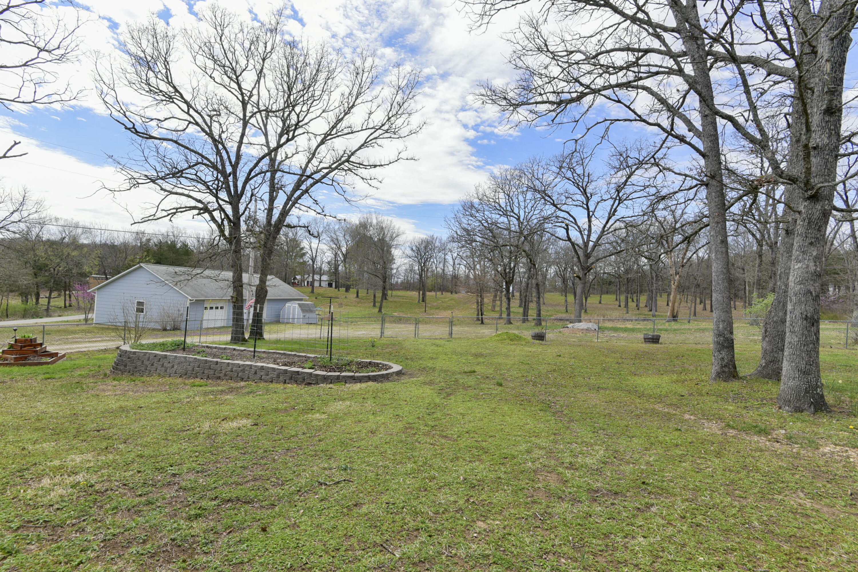 22331 County Line Road Property Photo 10
