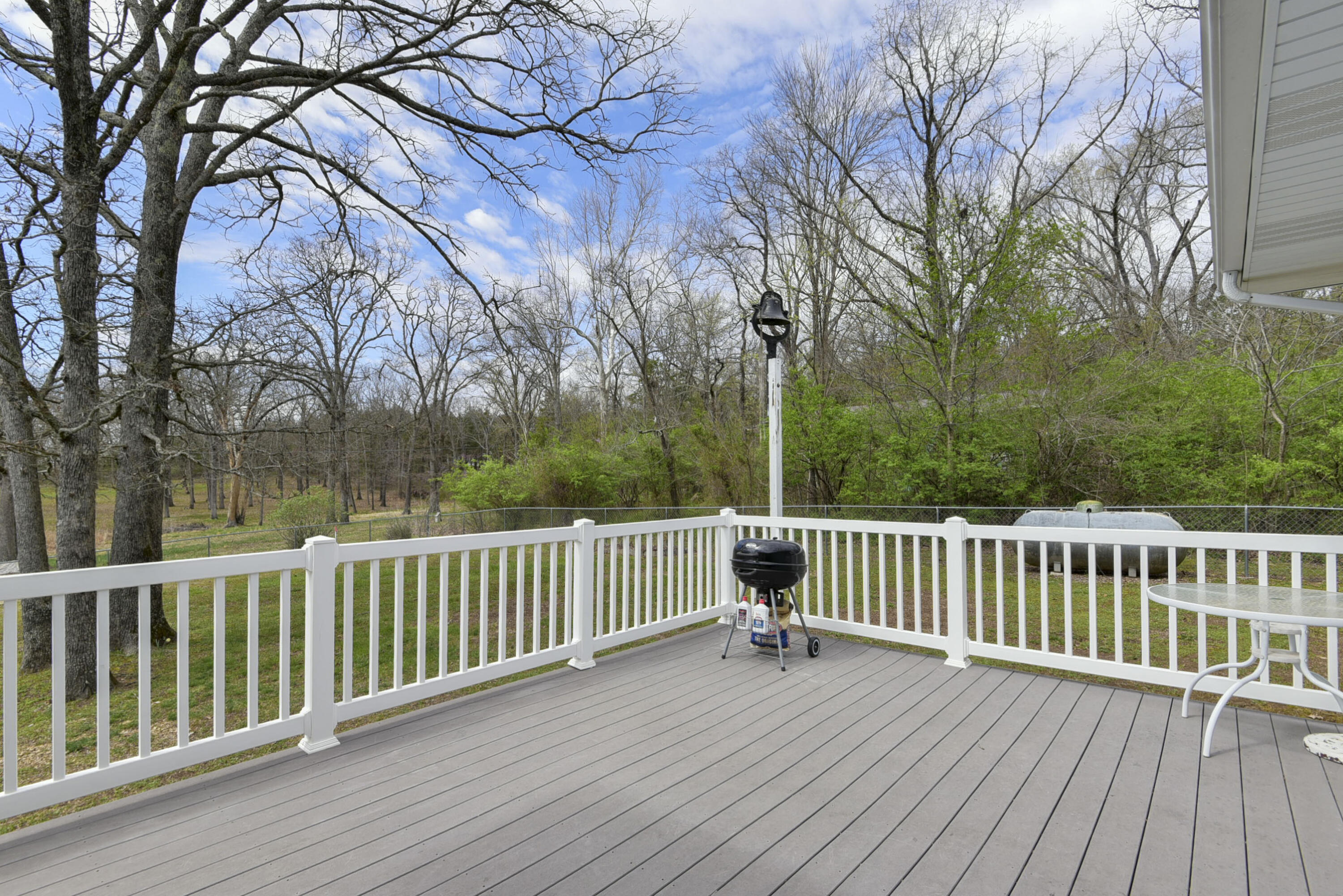 22331 County Line Road Property Photo 11