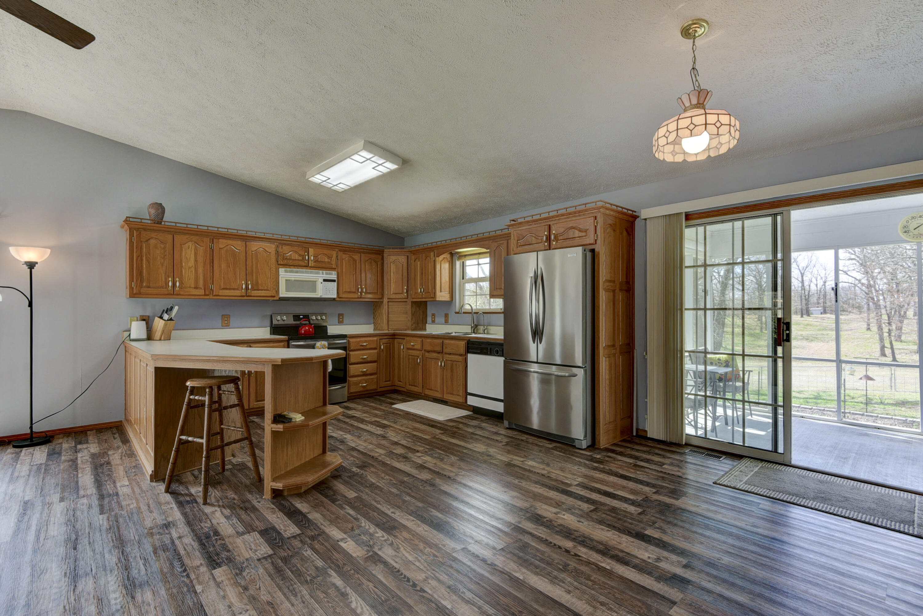 22331 County Line Road Property Photo 16