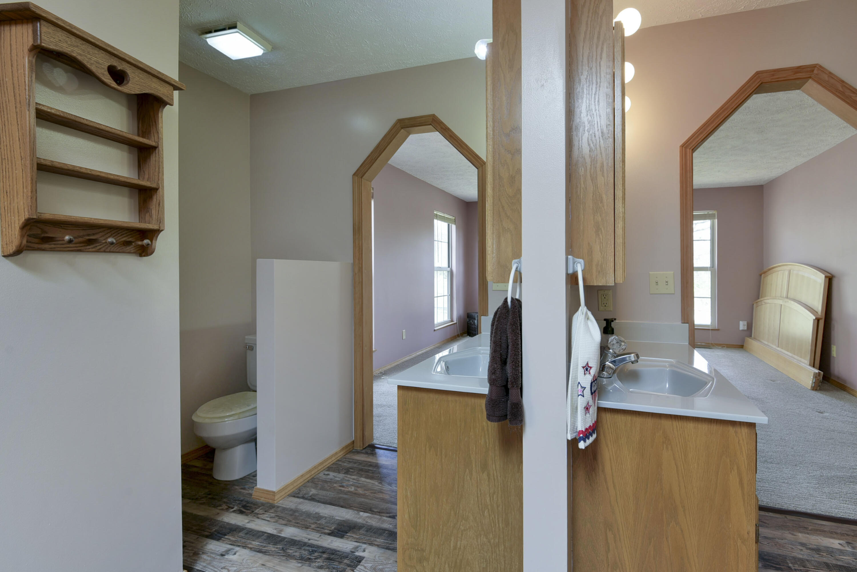22331 County Line Road Property Photo 23