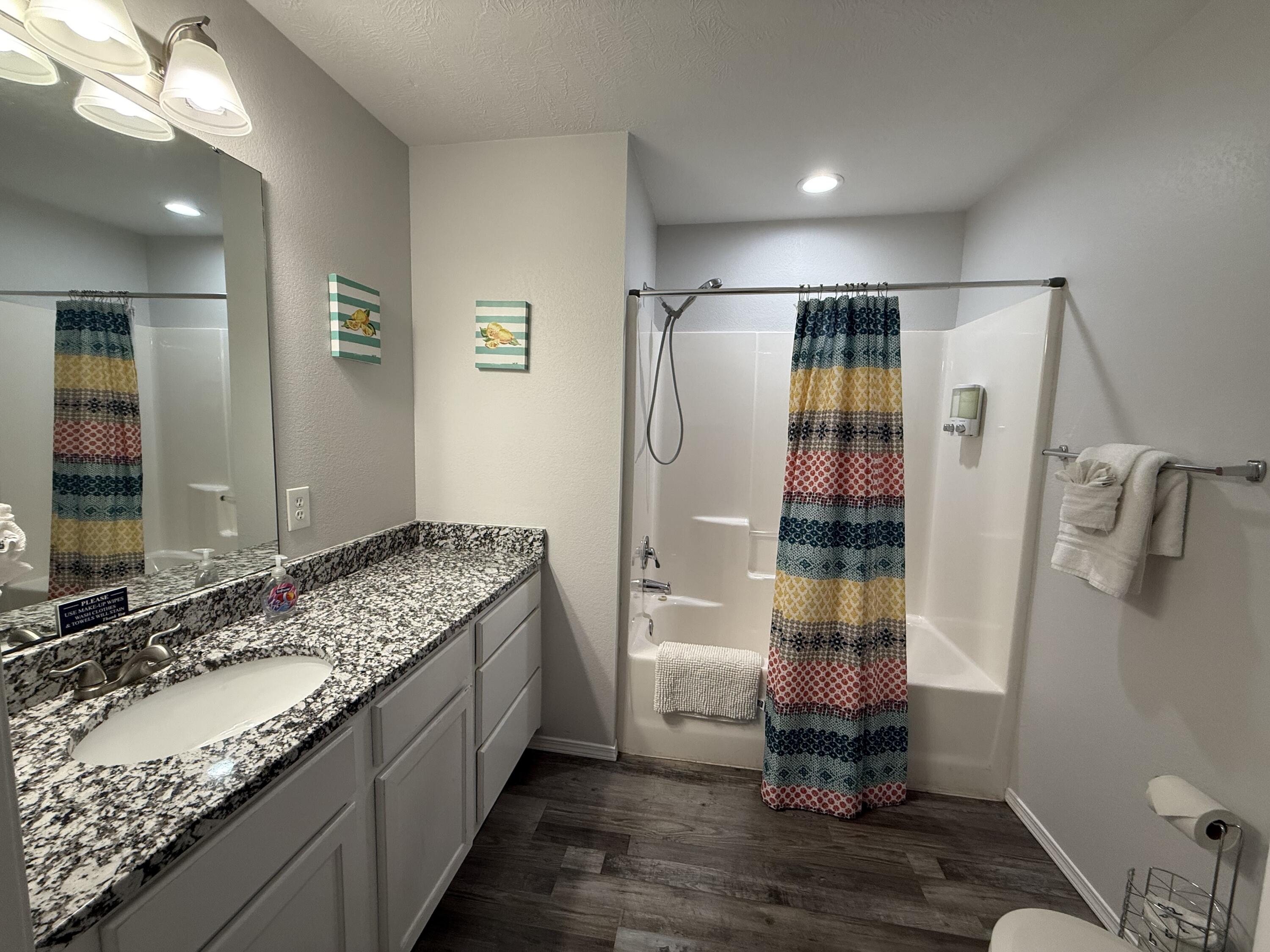 2914 Vineyards Parkway Property Photo 8