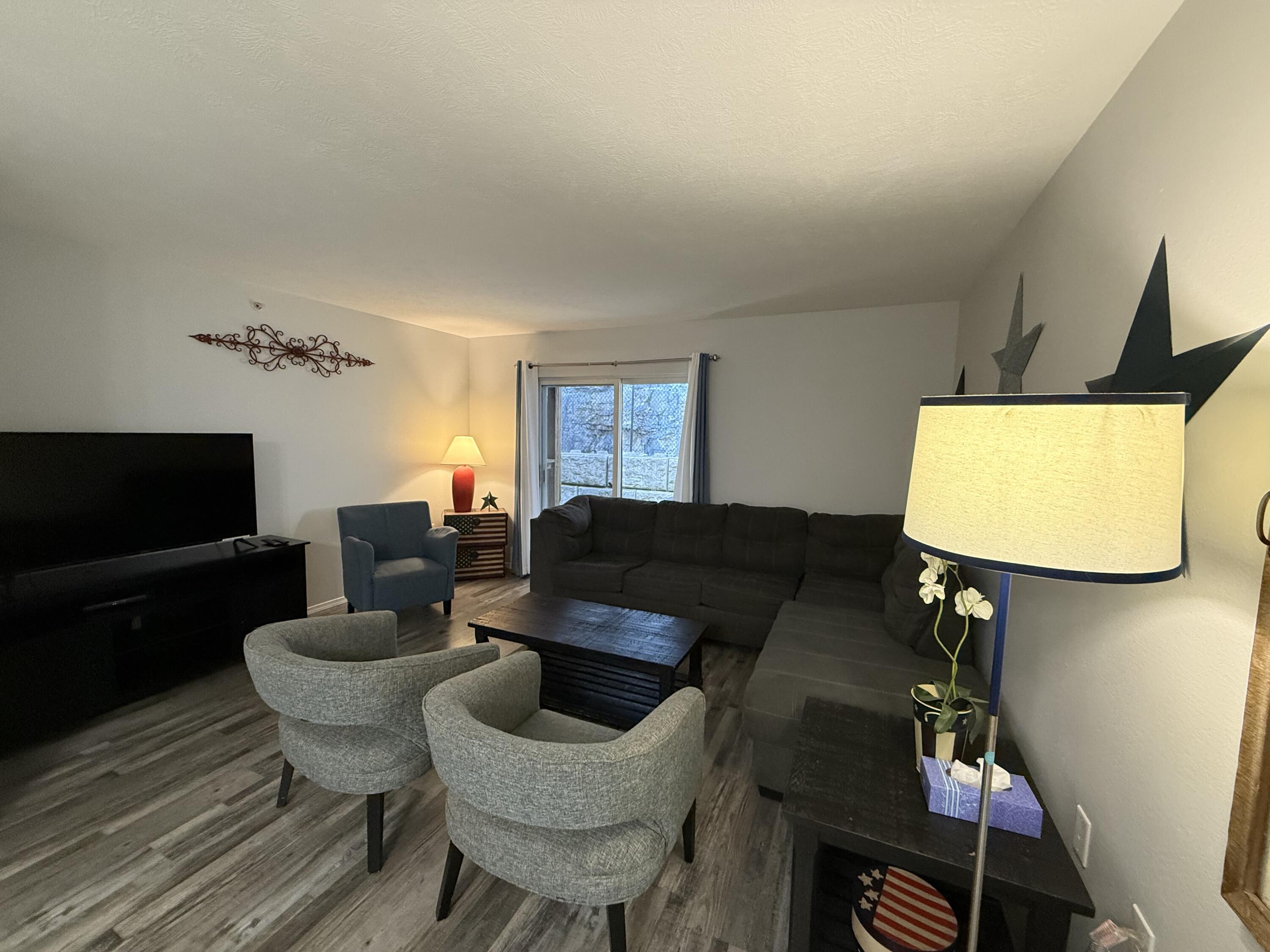 2914 Vineyards Parkway Property Photo 27