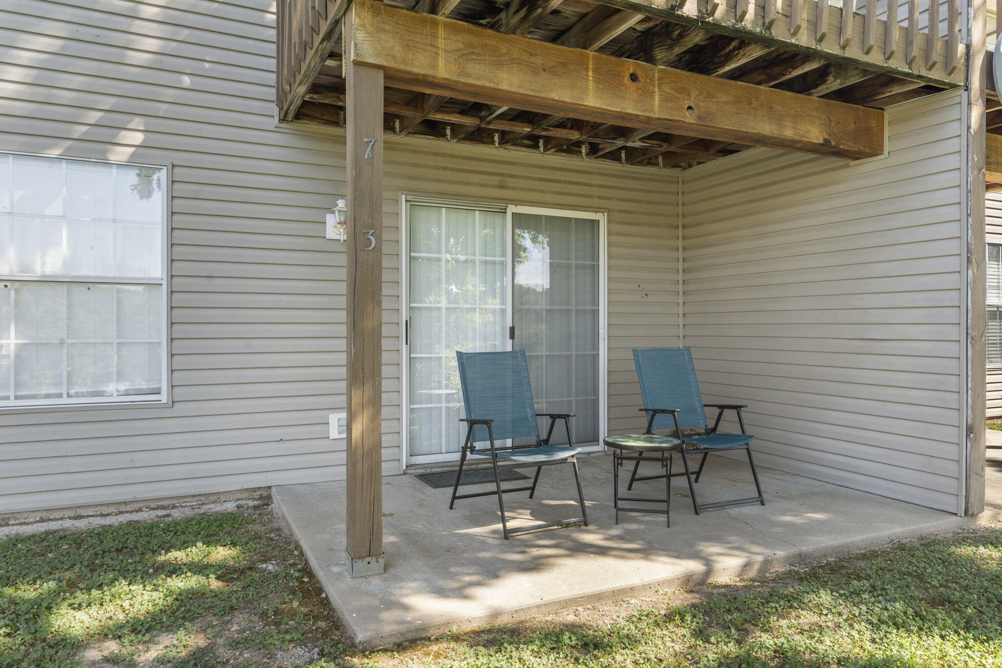 4 Memory Lane Property Photo 25