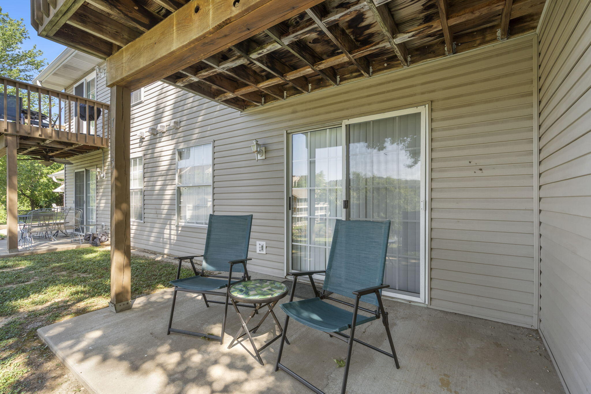 4 Memory Lane Property Photo 26
