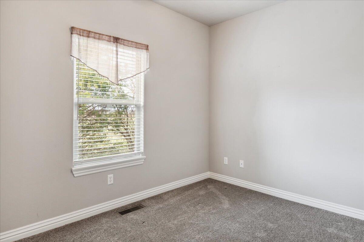 582 East Katella Circle Property Photo 28