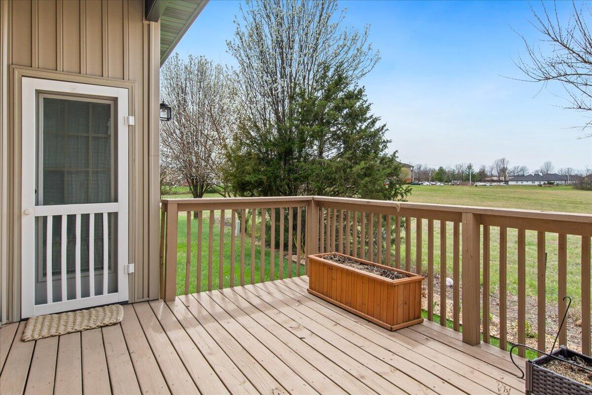 582 East Katella Circle Property Photo 33