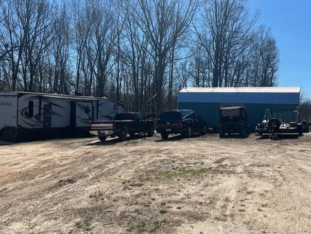 9088 13th Road Property Photo 3