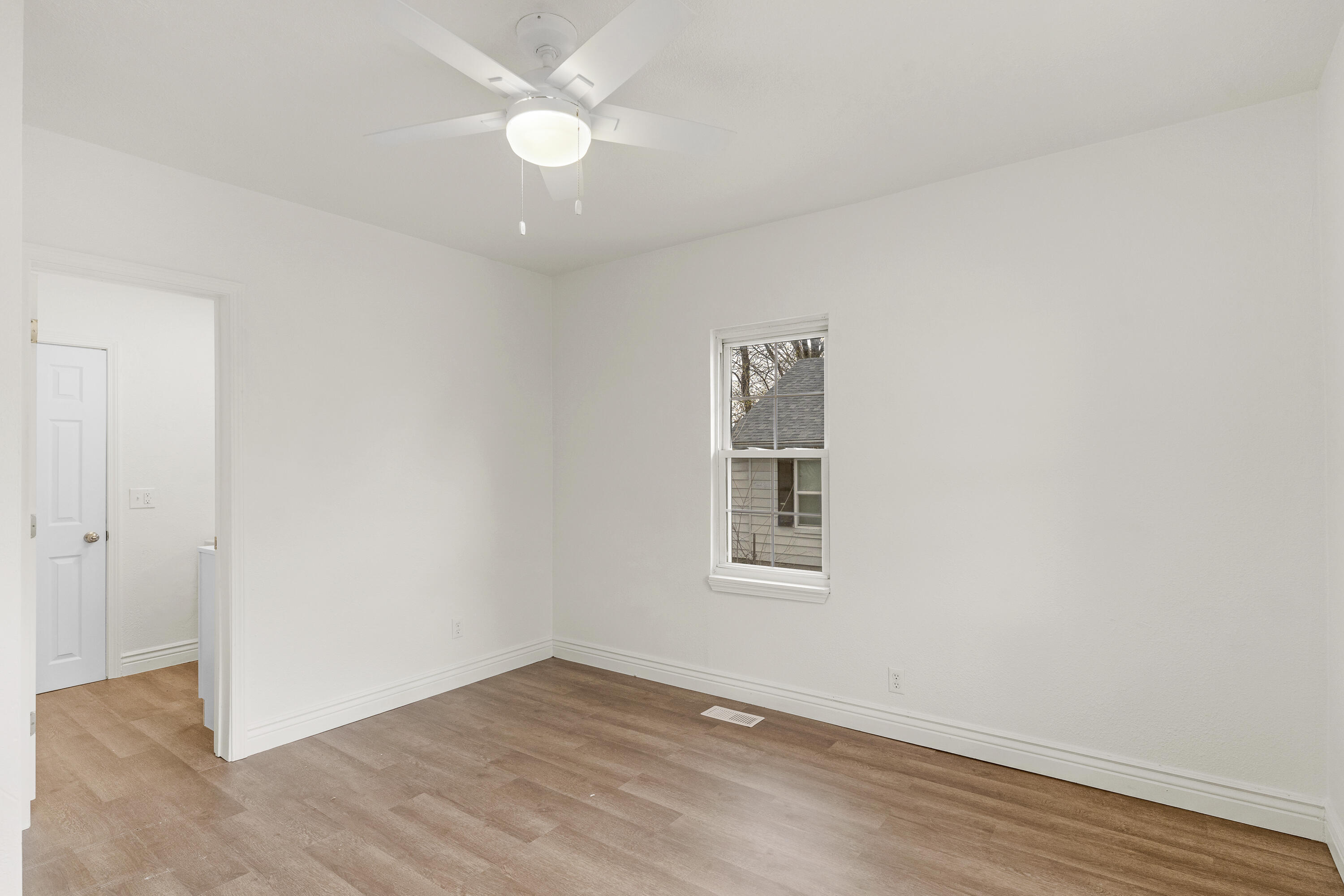 1027 West Locust Street Property Photo 14