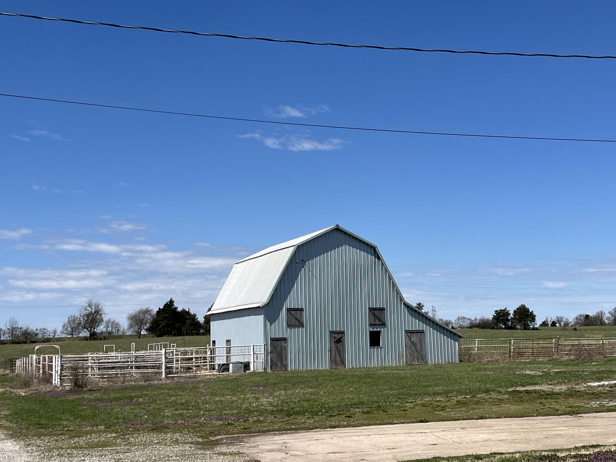 18498 Lawrence Property Photo