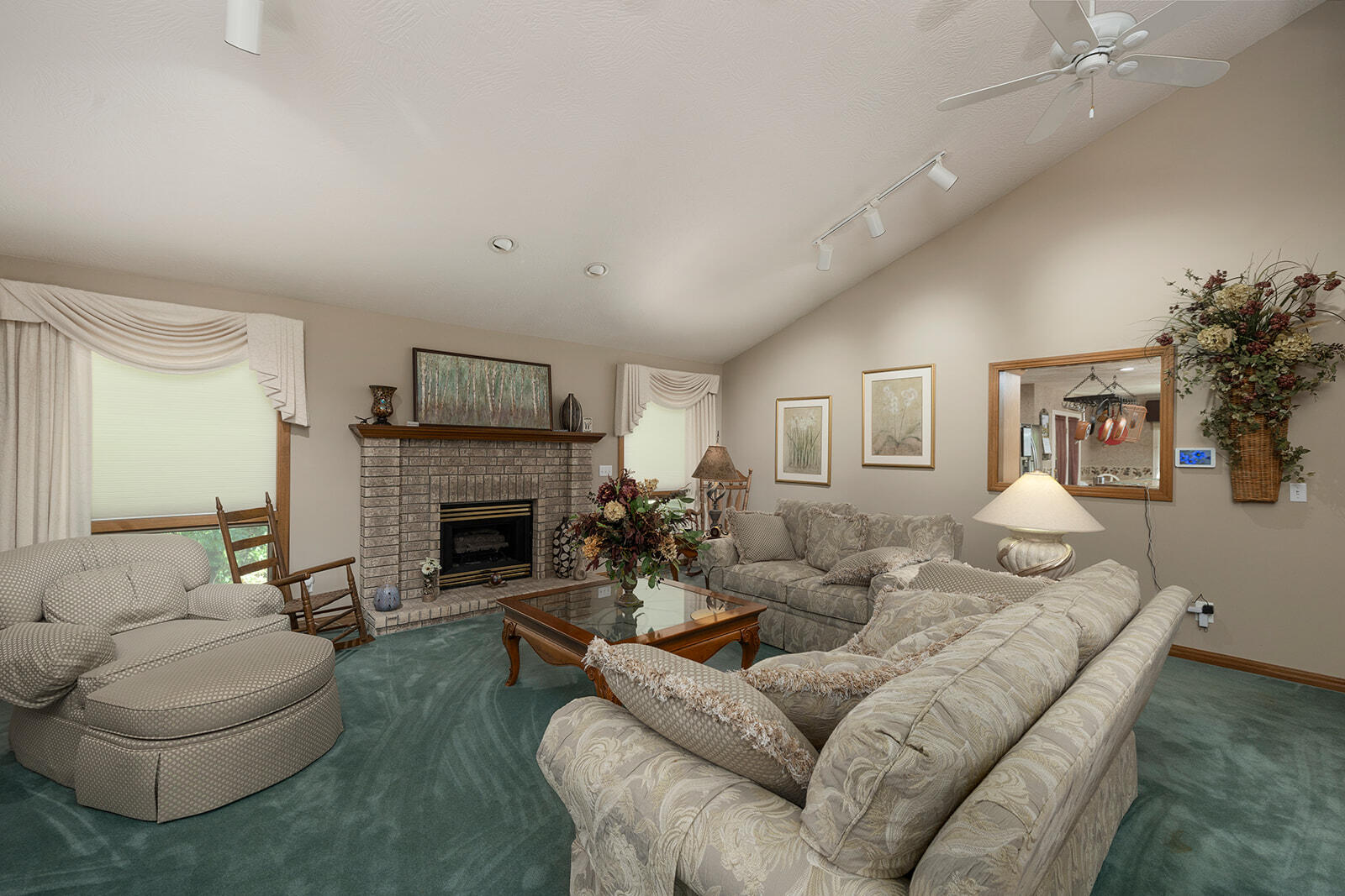 130 Misty Mountain Property Photo 33