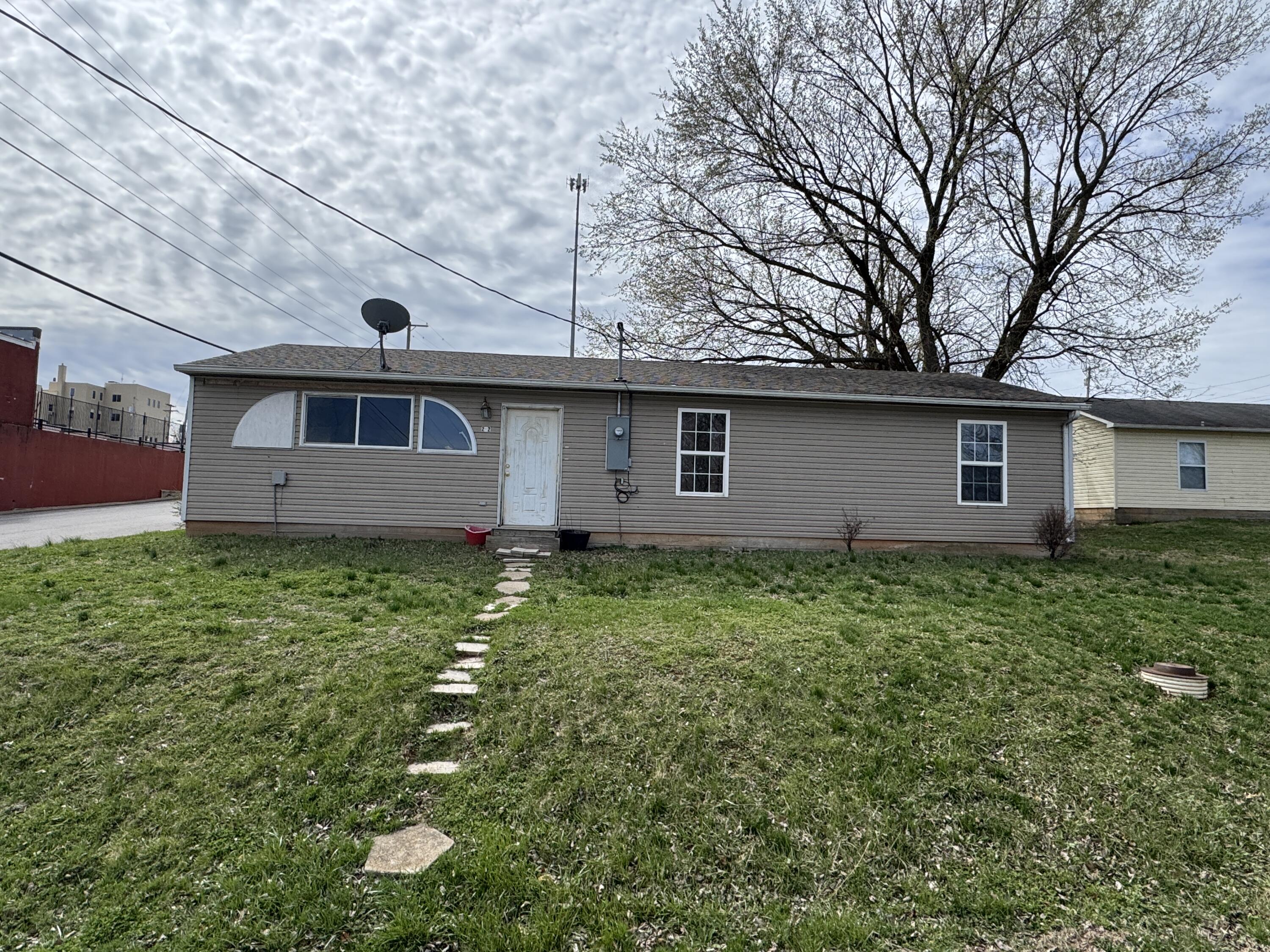 202 West Davis Street Property Photo