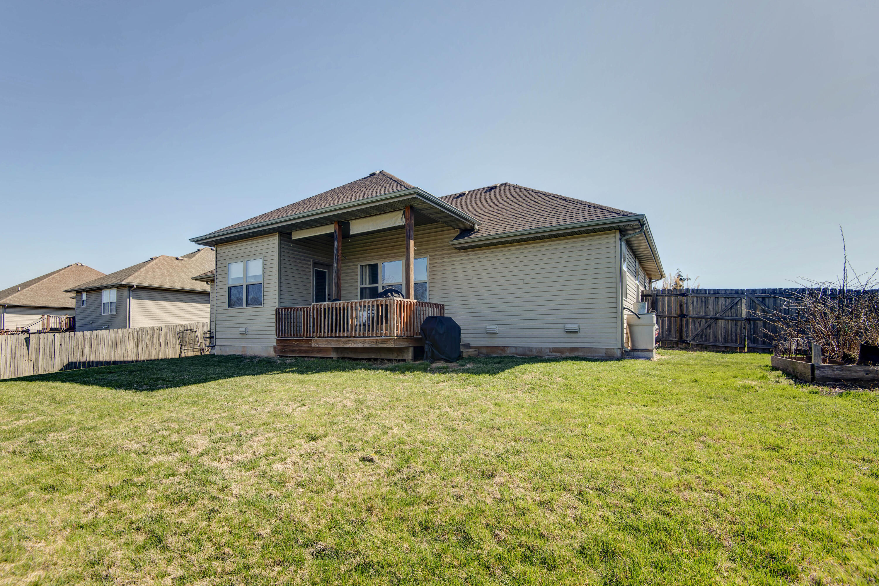 3097 North Dickerson Avenue Property Photo 31