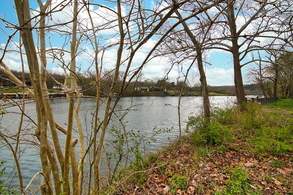 808 Sunset Road Property Photo 3
