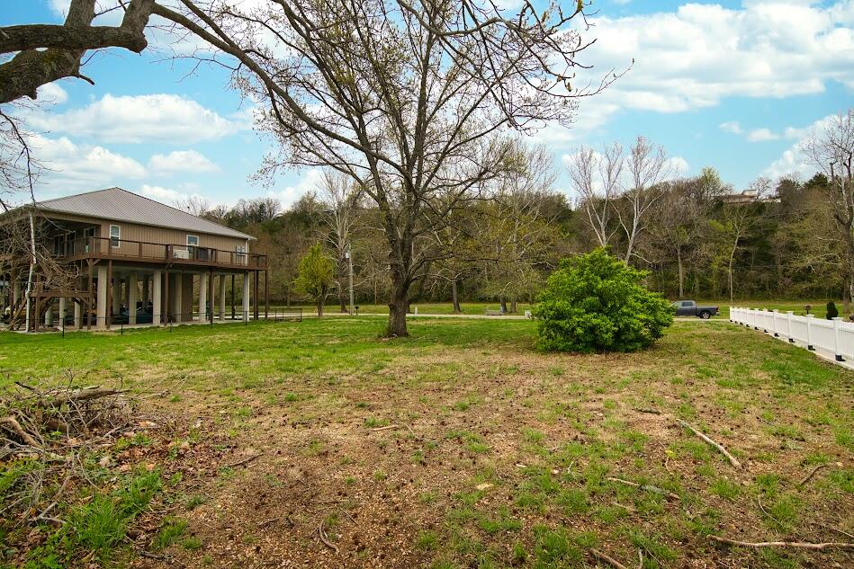 808 Sunset Road Property Photo 4