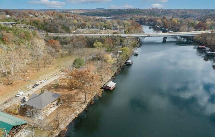 808 Sunset Road Property Photo 14