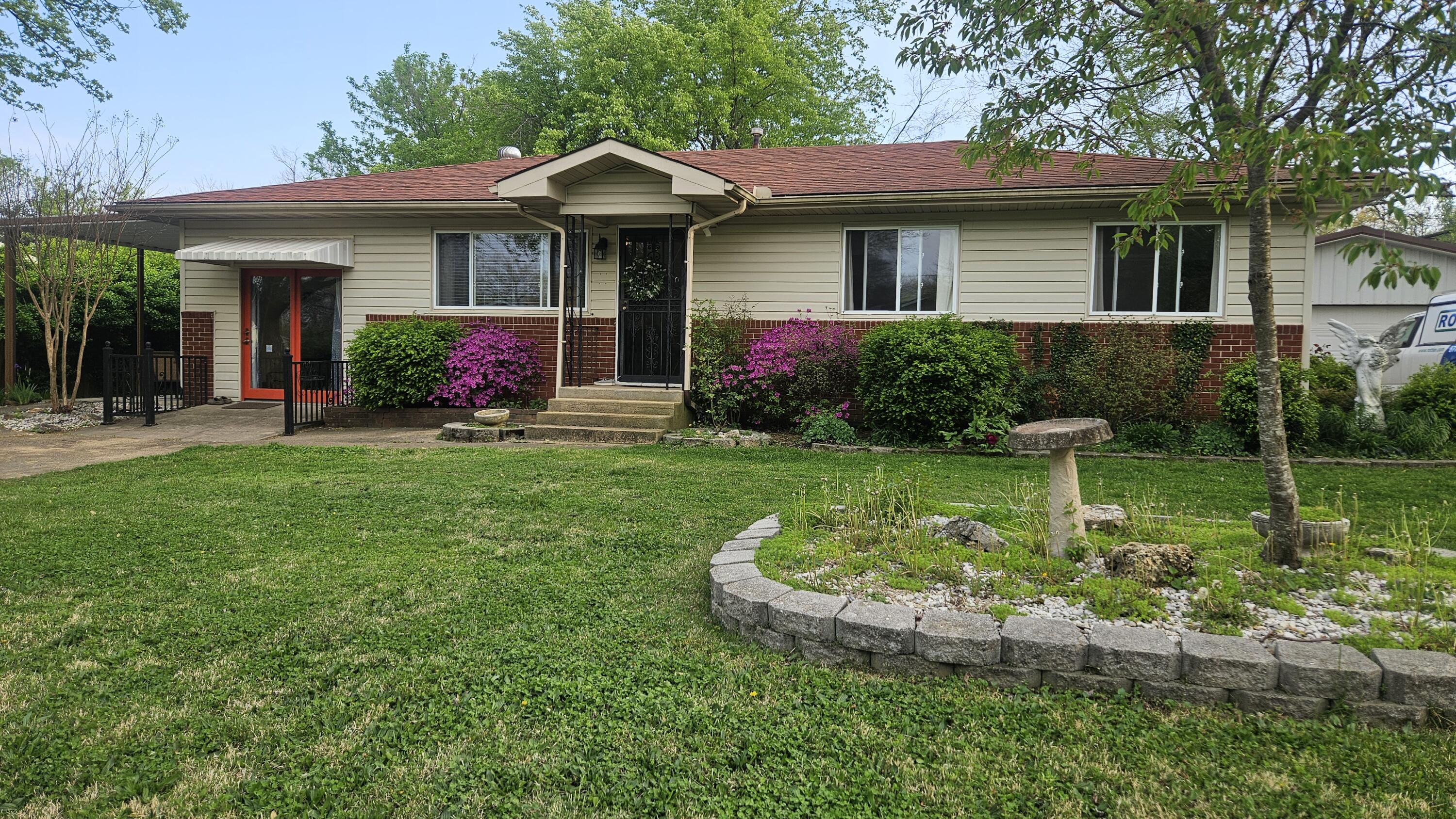 1458 West Main Street Property Photo 1