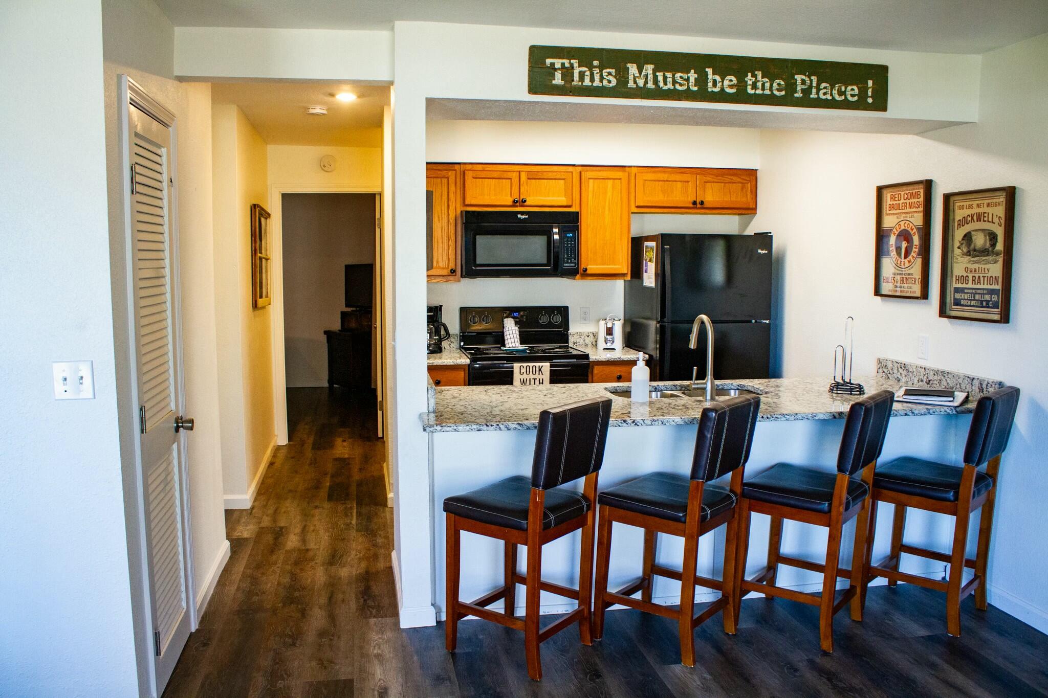 180 Lake Club Drive Property Photo 4