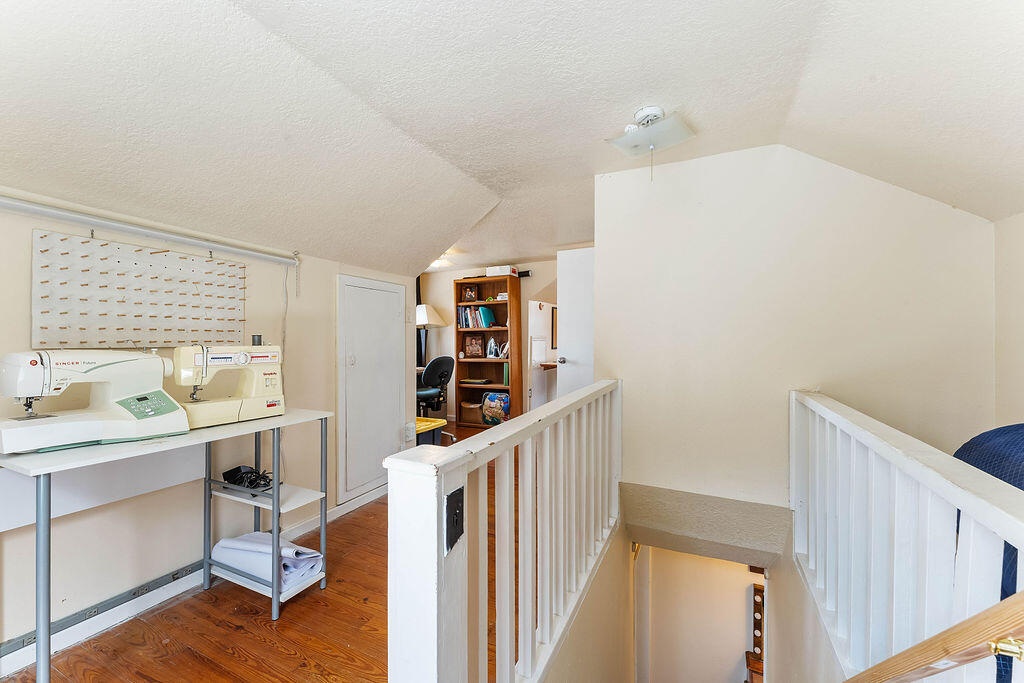 5618 Business Highway 71 Property Photo 25