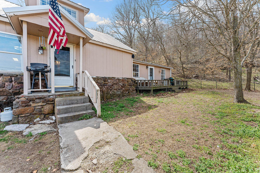 5618 Business Highway 71 Property Photo 31