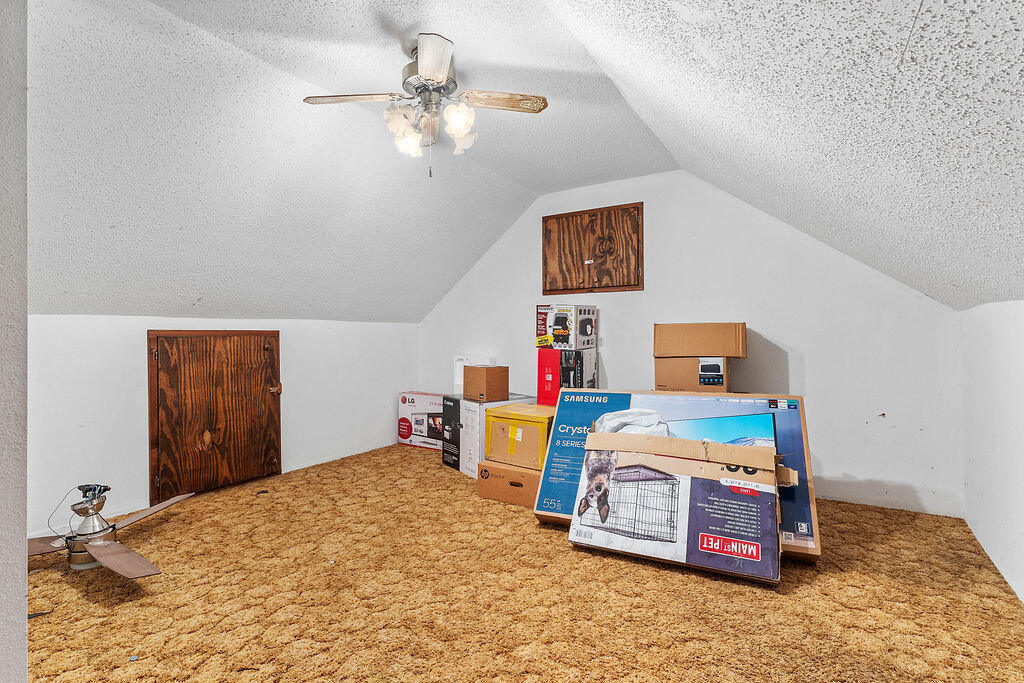 5618 Business Highway 71 Property Photo 39