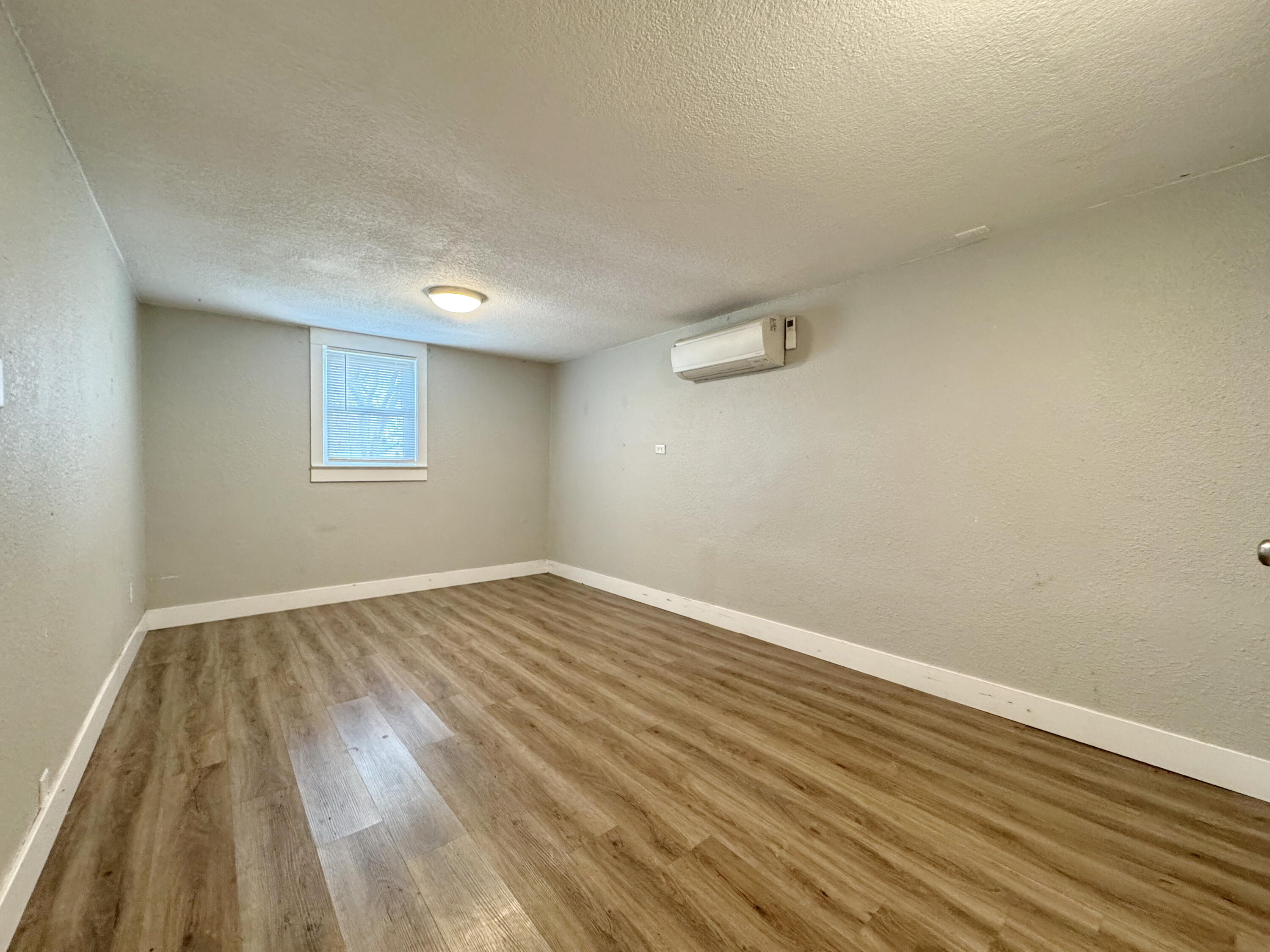 2122 North Taylor Avenue Property Photo 10