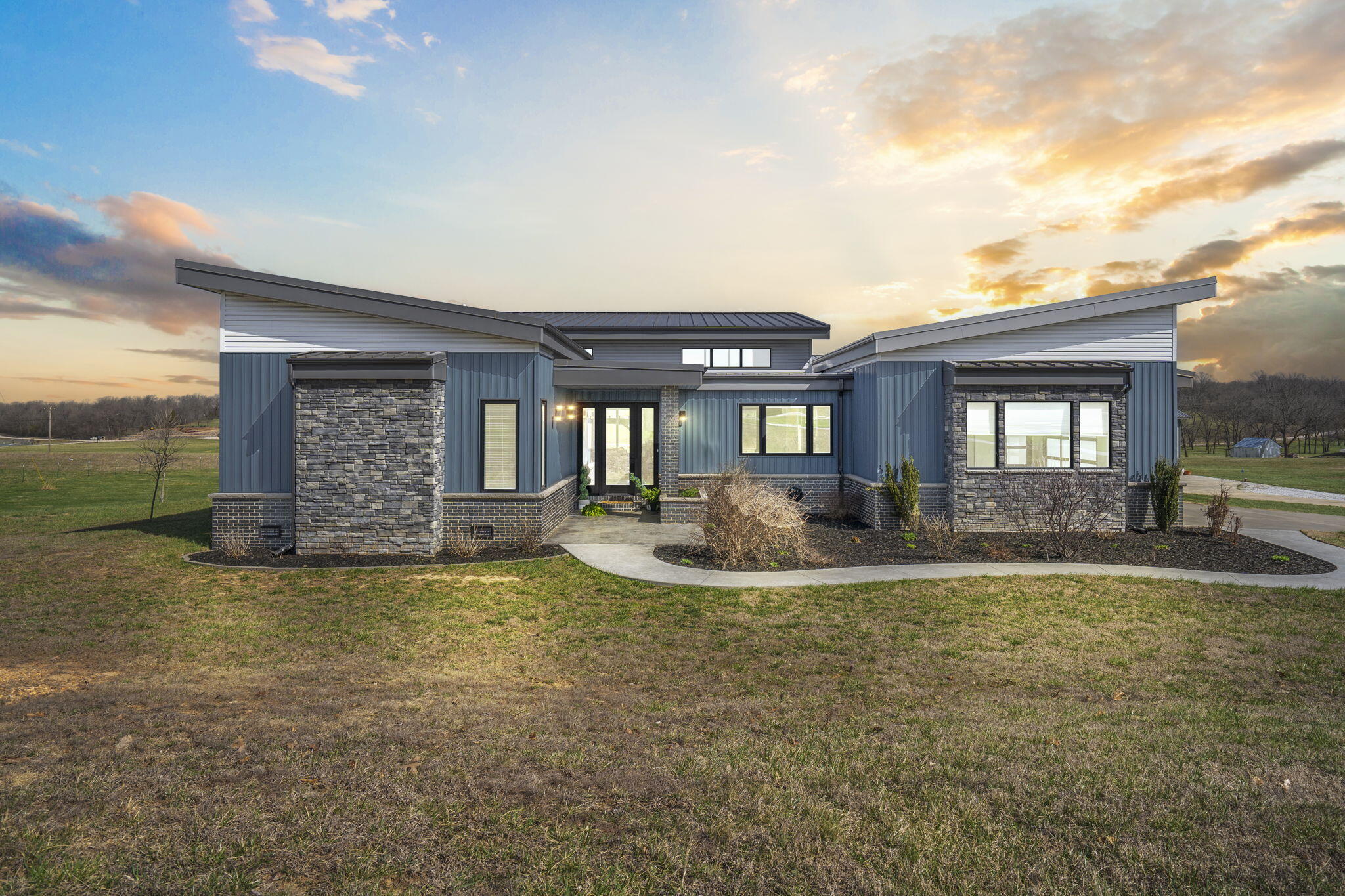 Rogersville Real Estate Listings Main Image