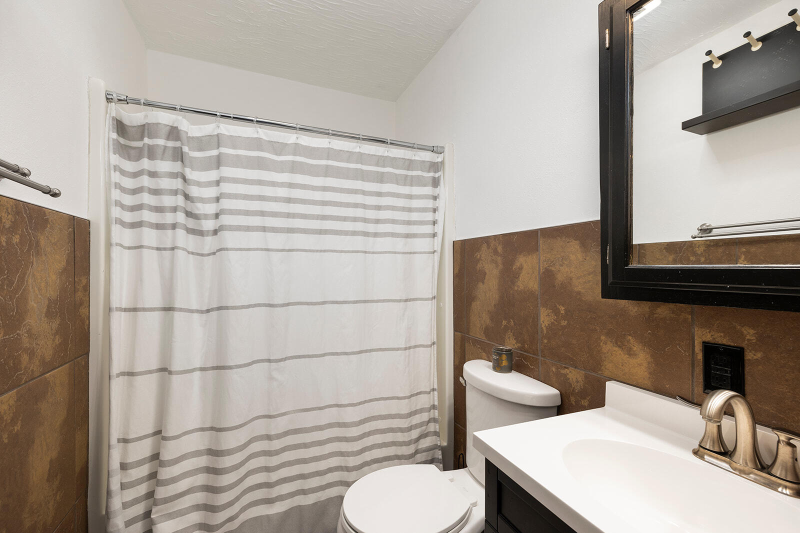 376 Magnolia Lane Property Photo 13