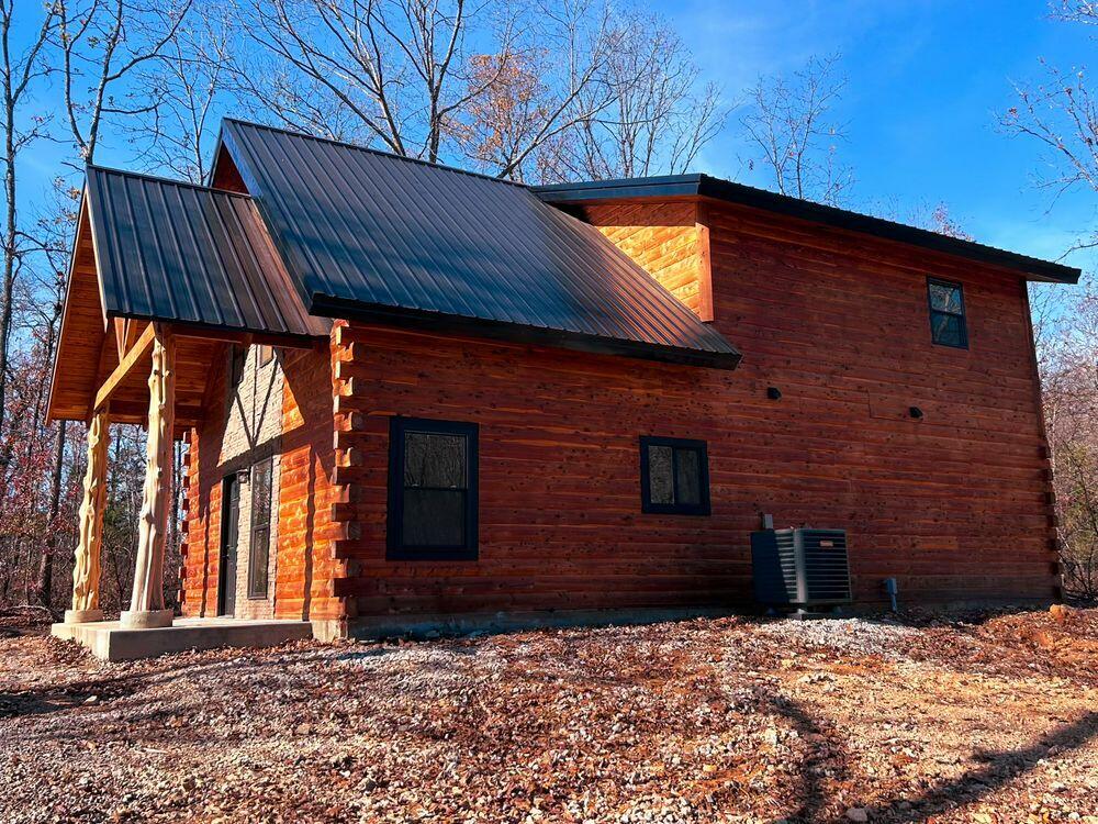 7105 County Road 8200 Property Photo