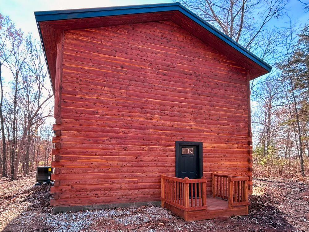 7105 County Road 8200 Property Photo 11