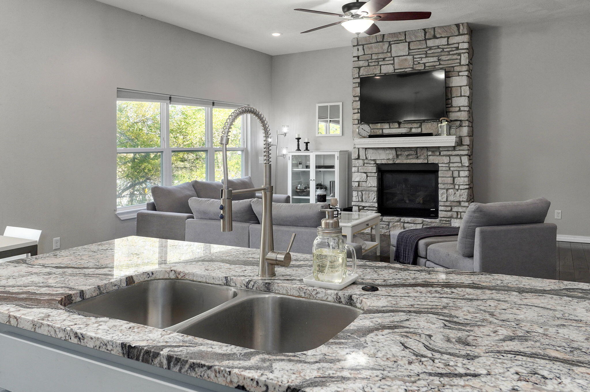 738 Rippling Creek Road Property Photo 16