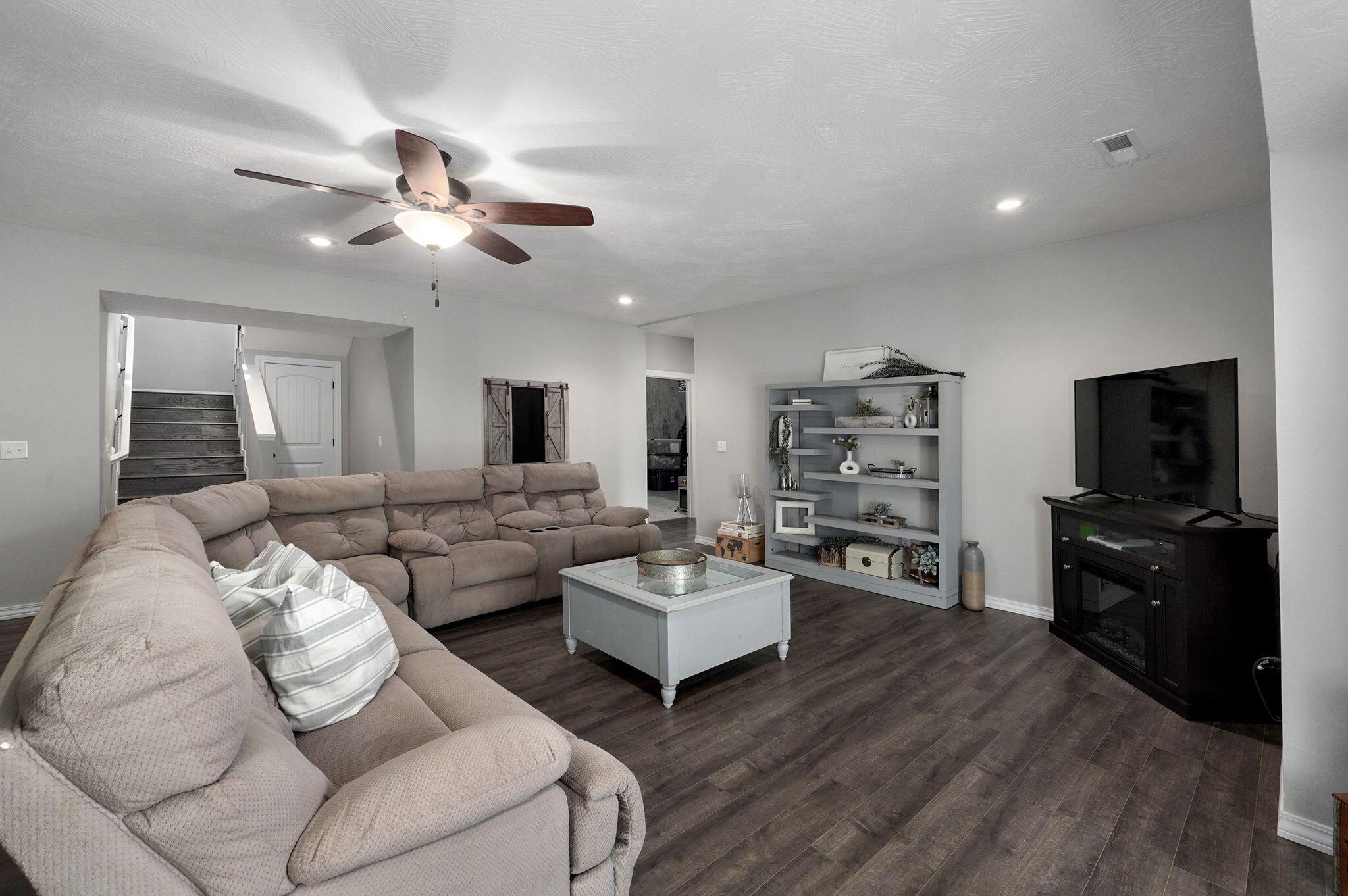 738 Rippling Creek Road Property Photo 38