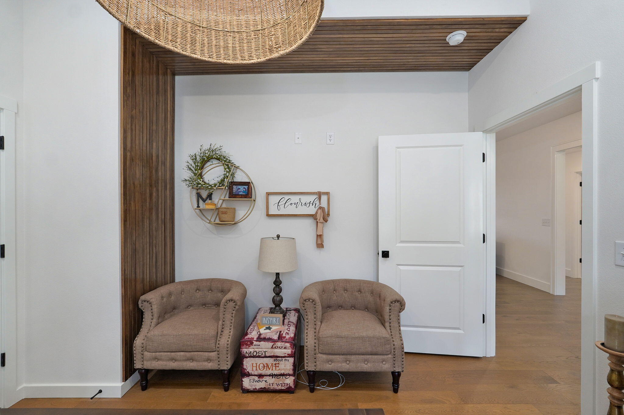2073 North Affirmed Avenue Property Photo 12