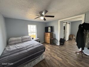 905 South Connor Avenue Property Photo 11