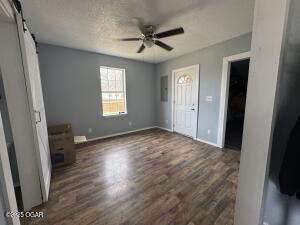 905 South Connor Avenue Property Photo 13