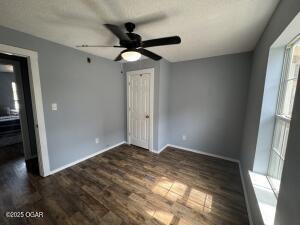905 South Connor Avenue Property Photo 18