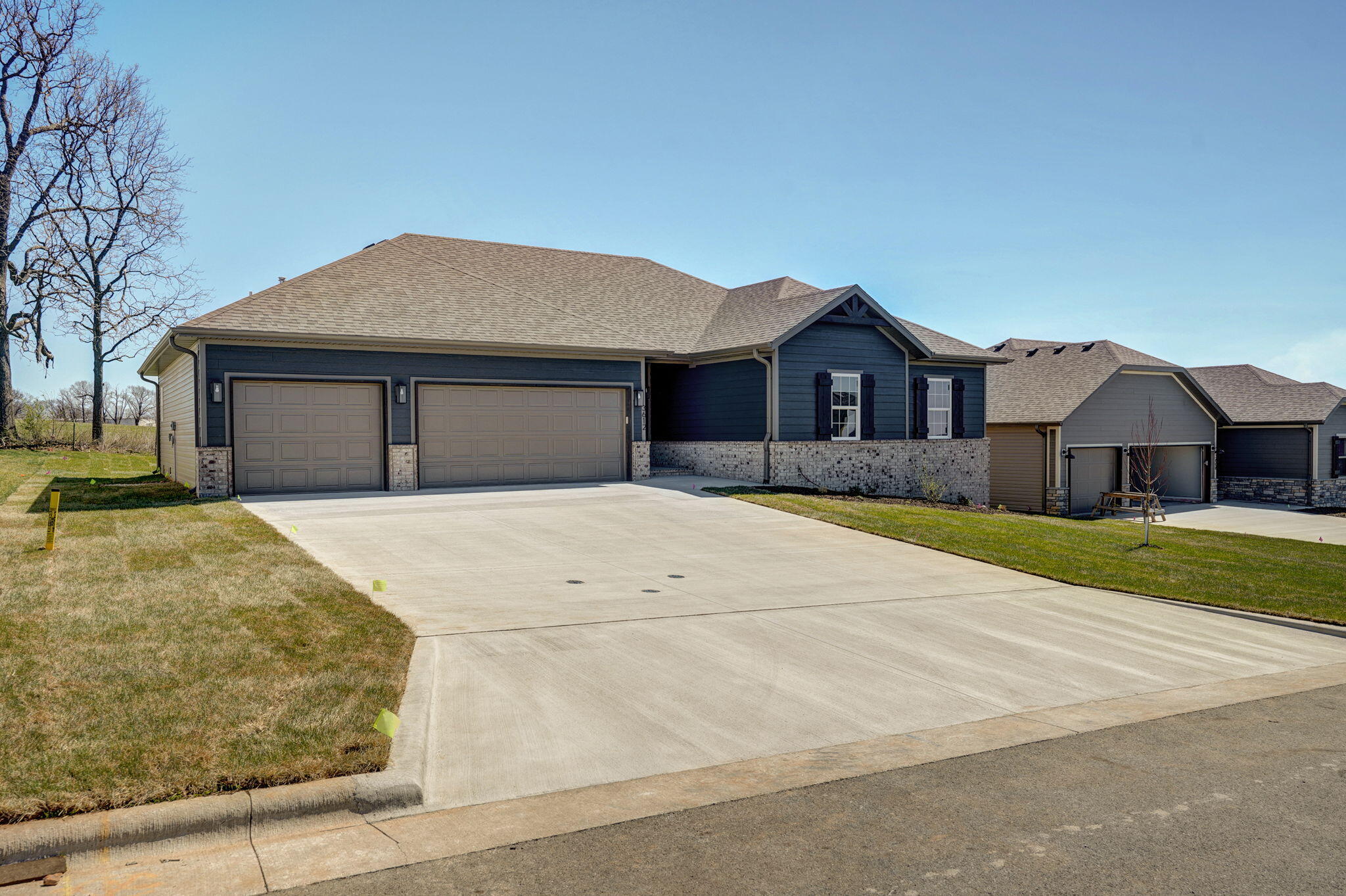 Eagle Ridge Est Real Estate Listings Main Image