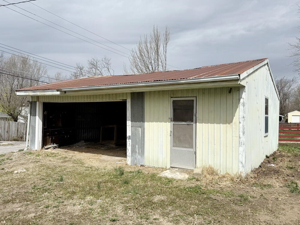 814 South Cedar Street Property Photo 19