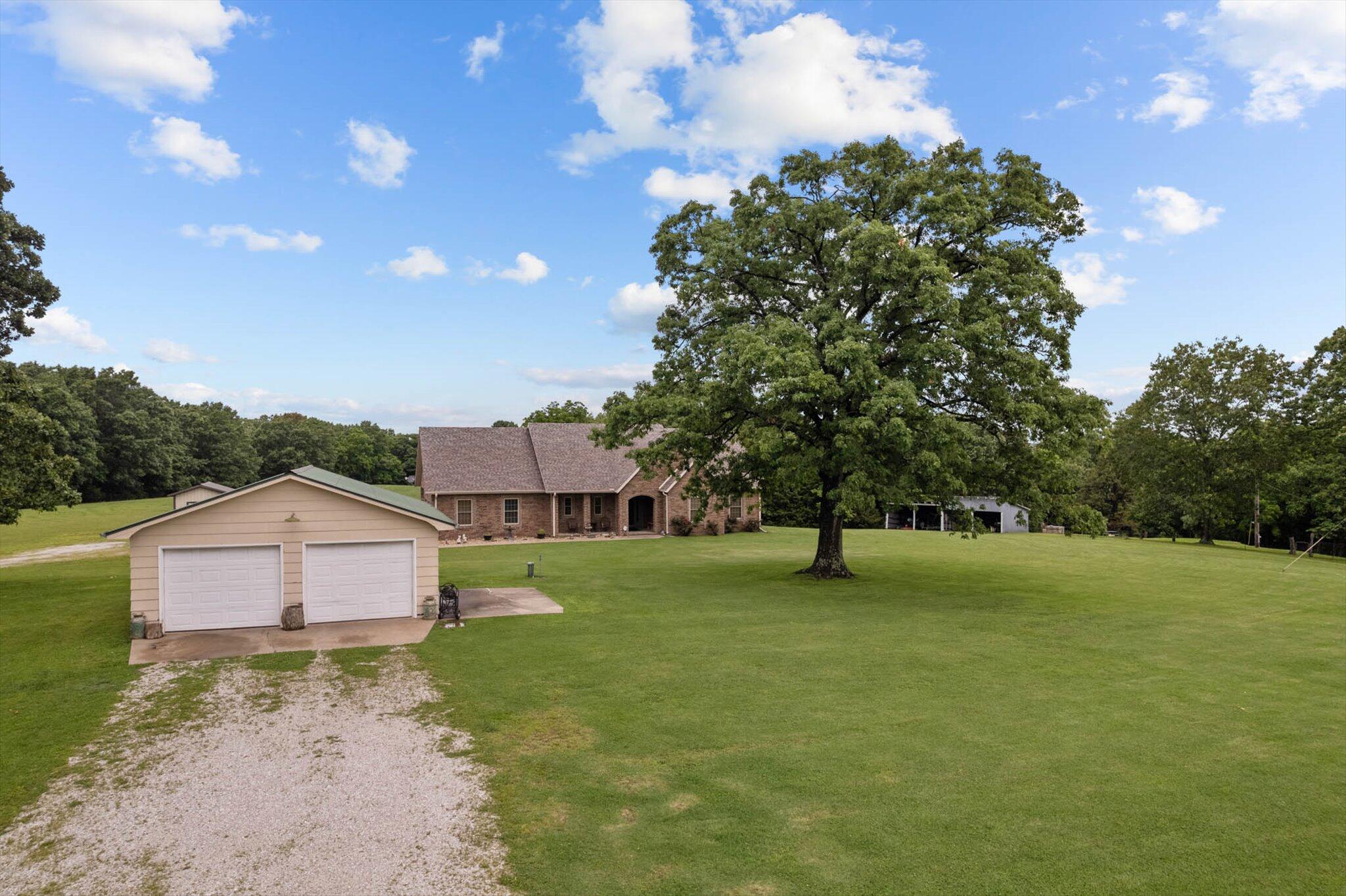 5651 State Highway 125 South Property Photo 8