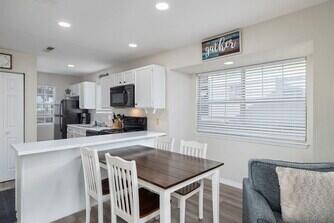 17 Goldfinch Road Property Photo 2