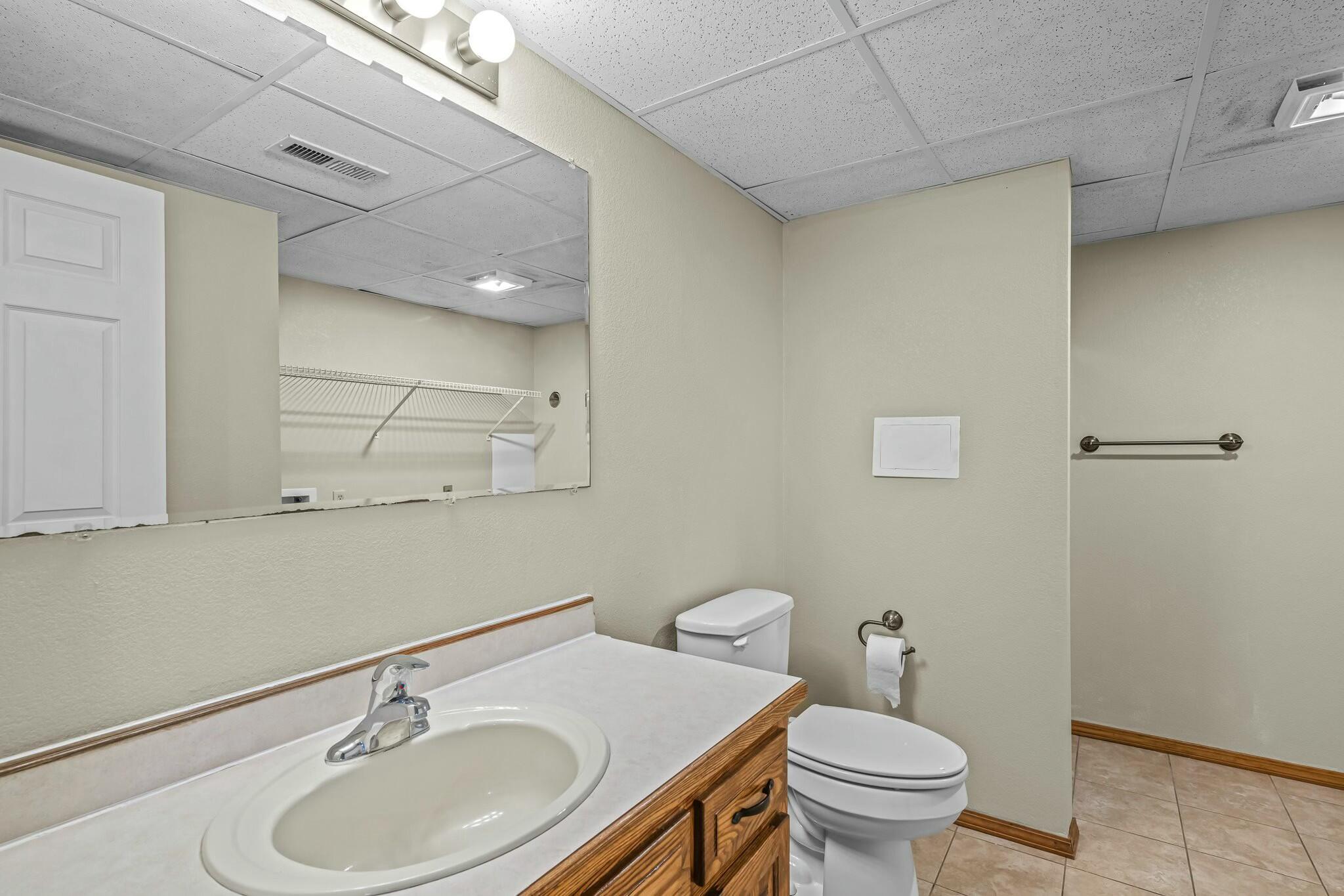 2639 North Fort Avenue Property Photo 18