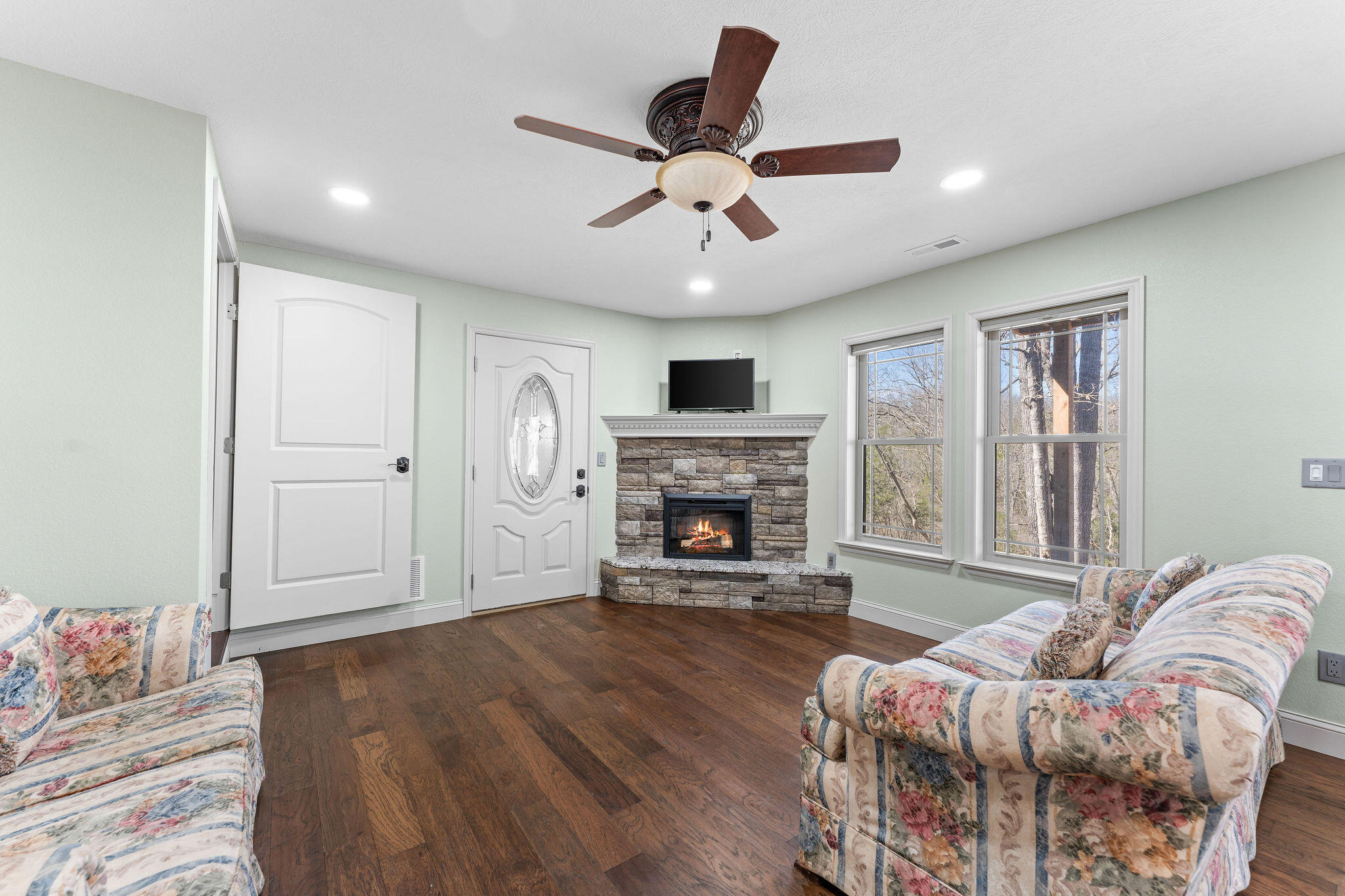 220 Starview Drive Property Photo 27