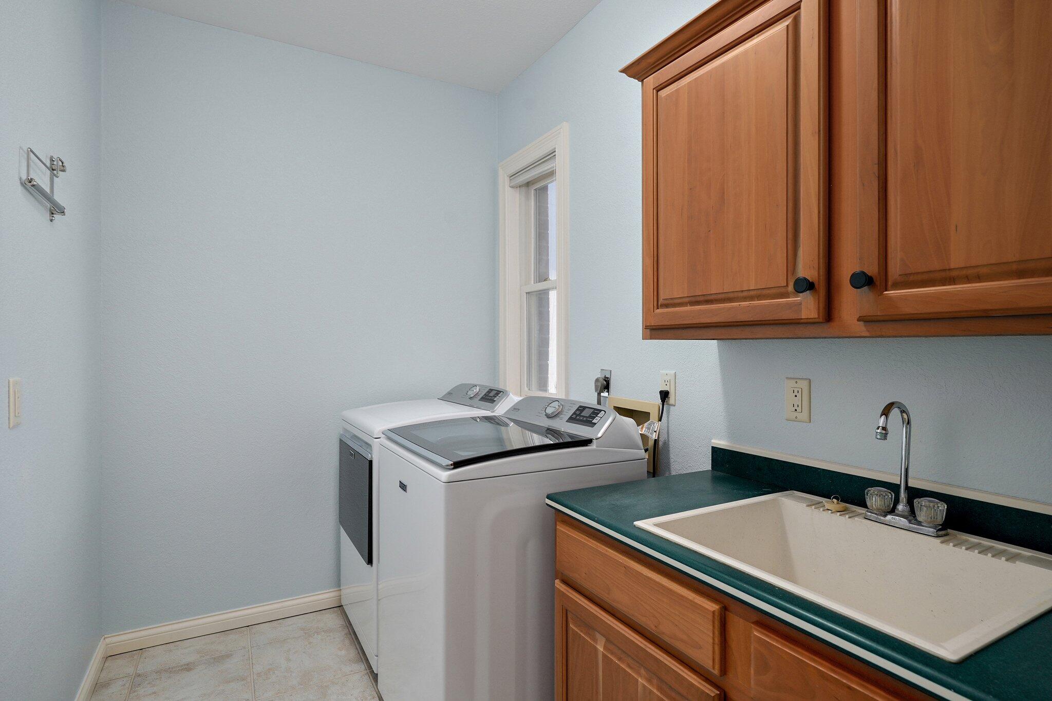 4210 Greenbriar Drive Property Photo 20