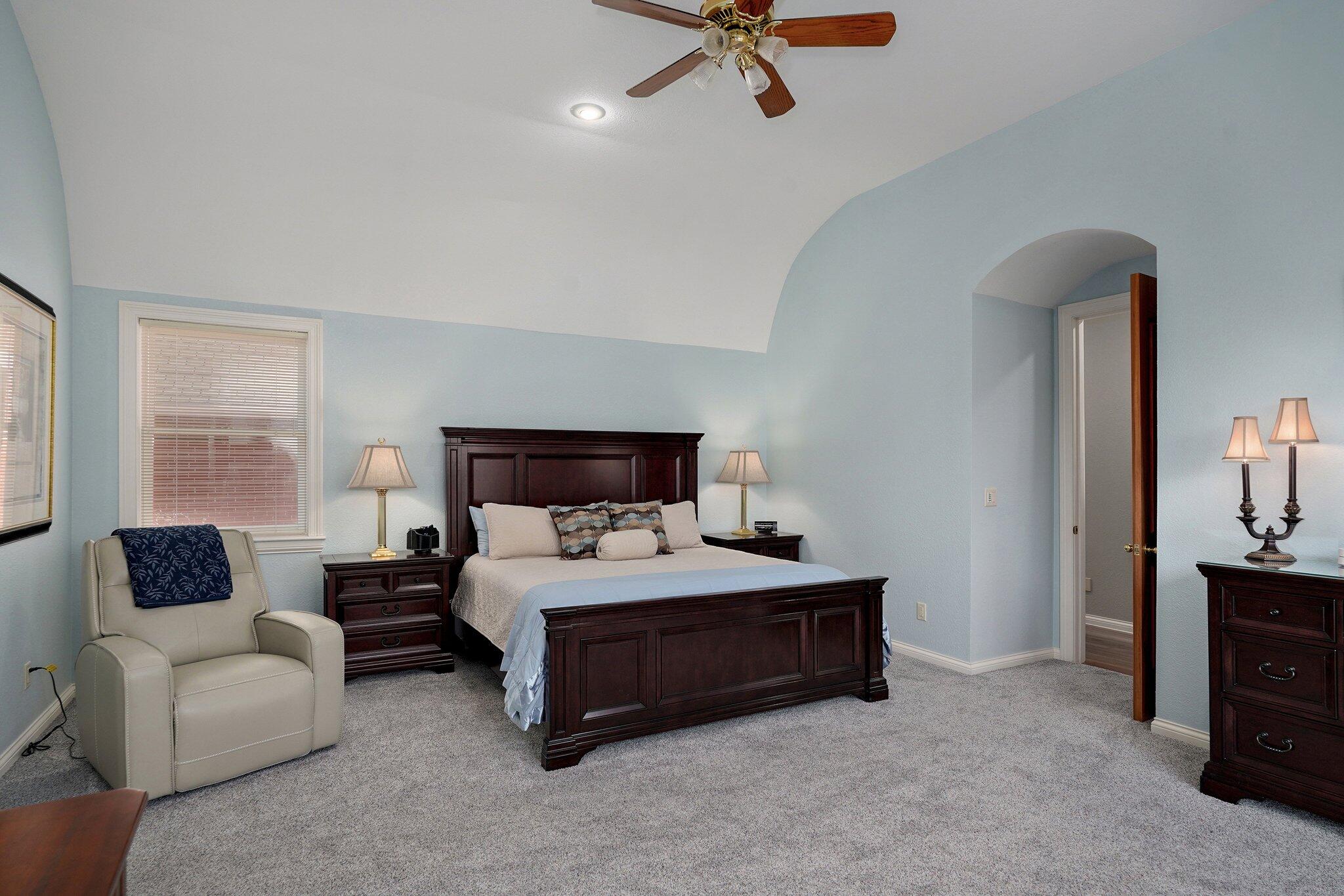 4210 Greenbriar Drive Property Photo 25